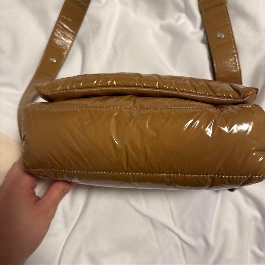 HERNO ダウン素材バッグ