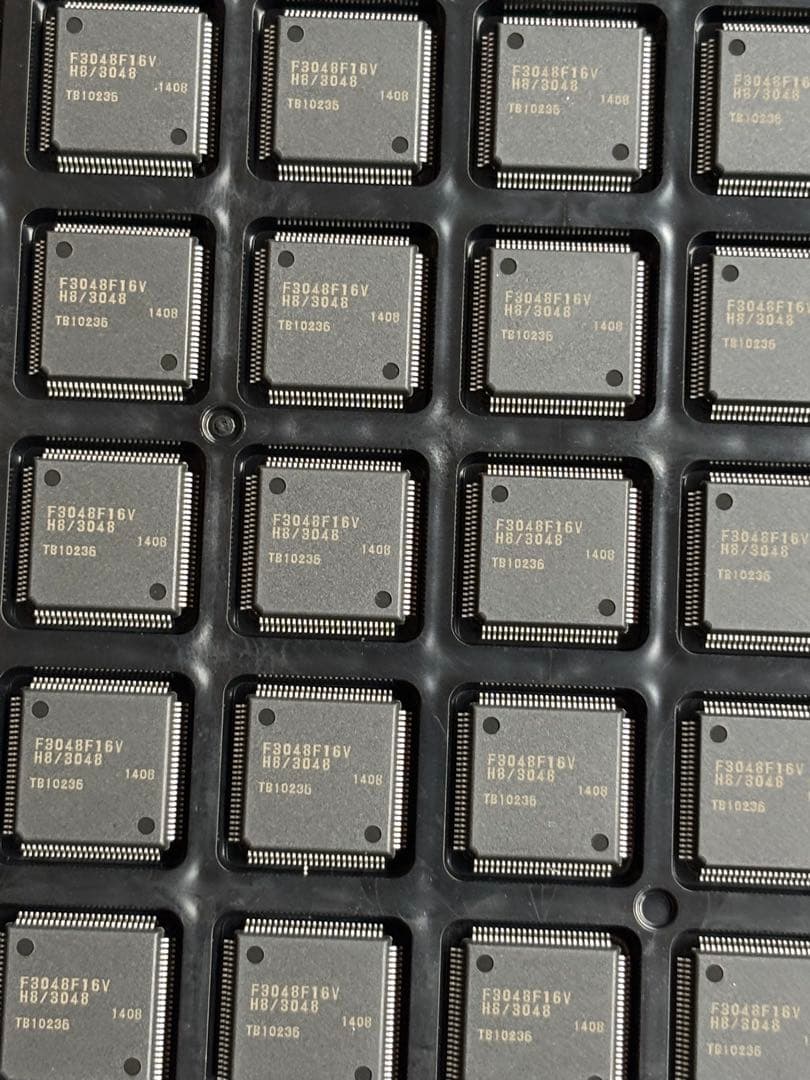 420個。HD64F3048F16V Renesas マイクロコントローラー