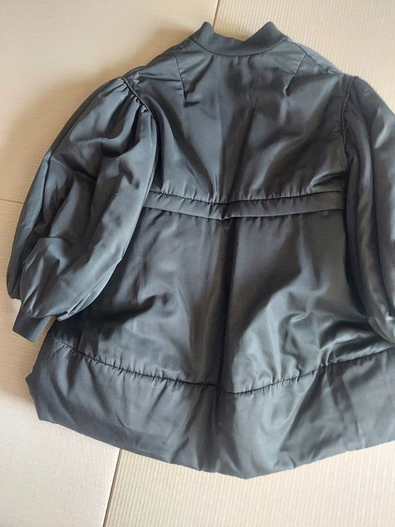 machatt トップサーモフォルムコート　中綿　ブラック