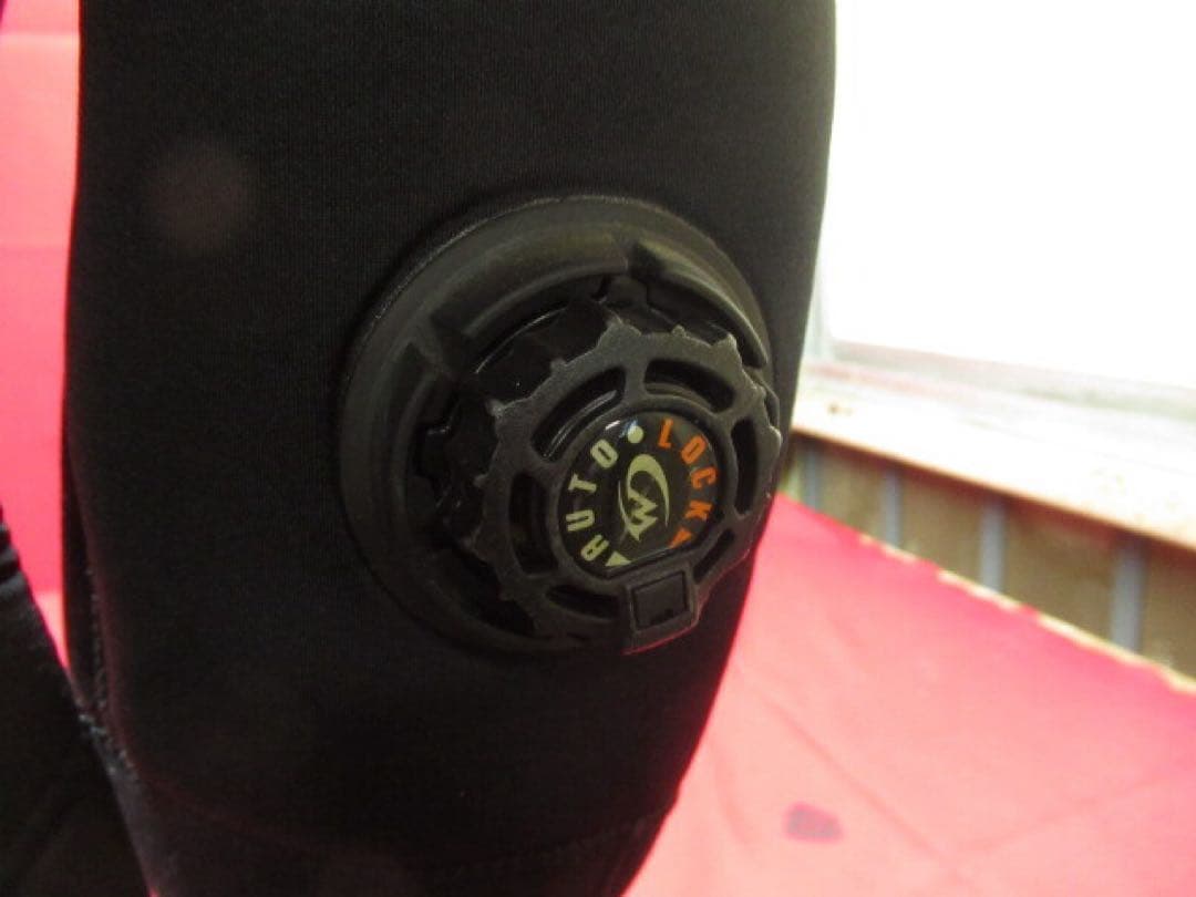 美品WD ドライスーツ ブラック フルスーツ