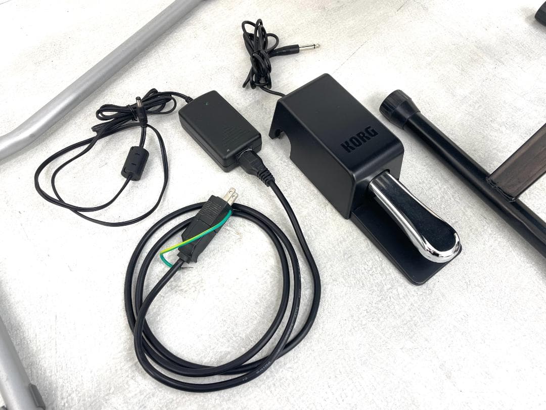 KORG コルグ SP-250 電子ピアノ 88鍵 スタンド、イス、ペダル付