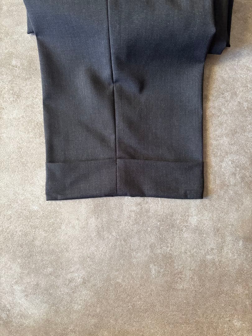 BEAMS Fの1プリーツ スラックス パンツ グレー(春夏用)