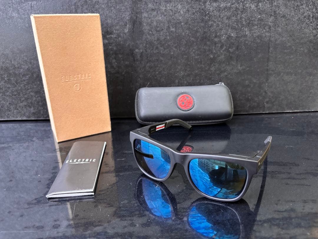 エレクトリック × スイムベイトアンダーグラウンド　コラボ 偏光サングラス