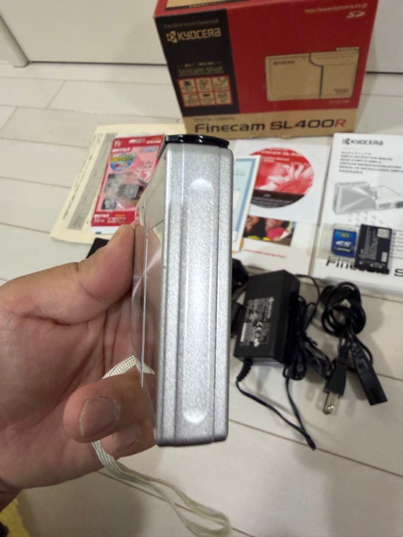 KYOCERA Finecam SL400R 本体と付属品