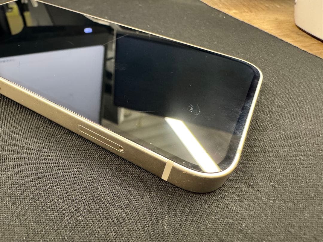 【海外版】iPhone 13 mini 128GB スターライト 消音カメラ