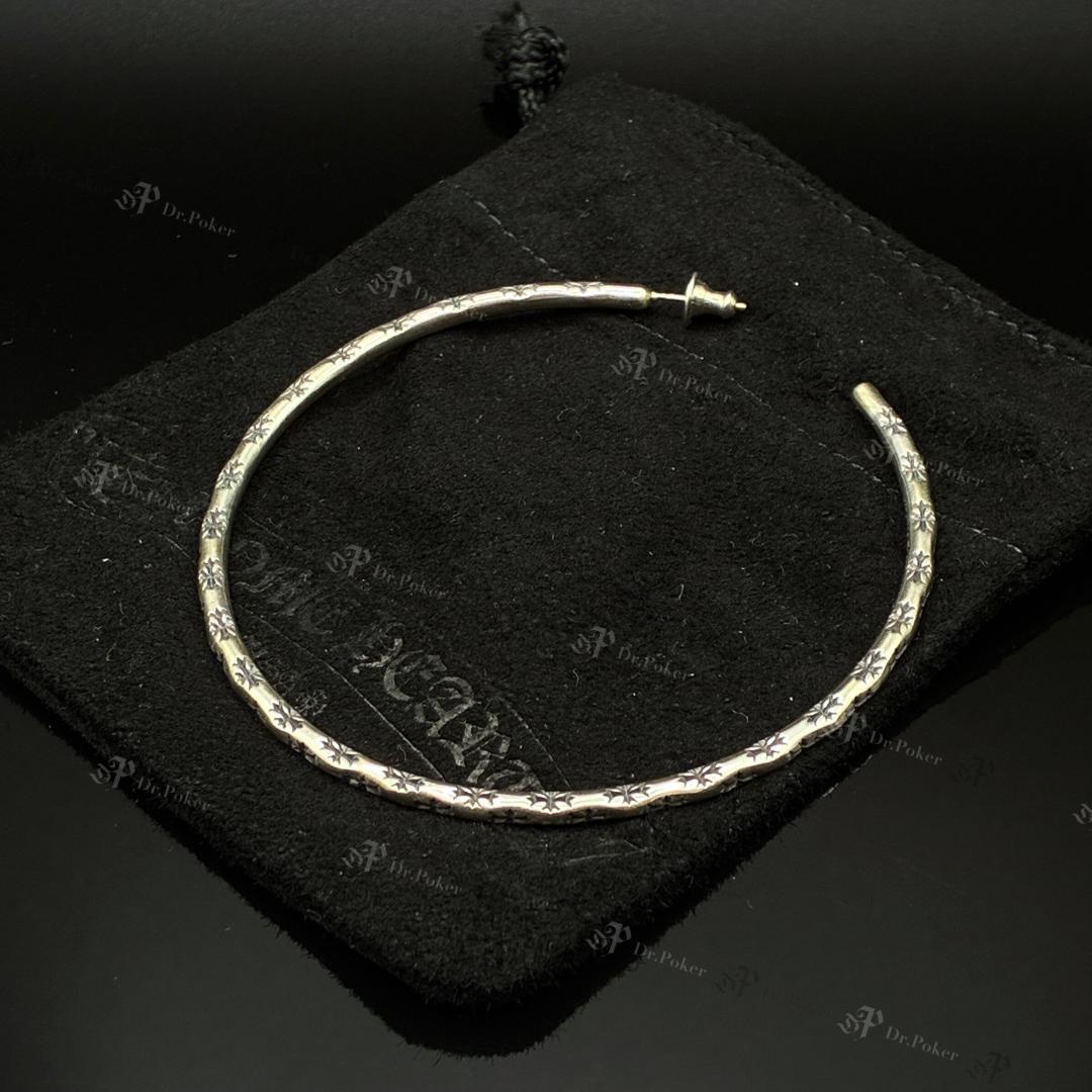 【新品】 クロムハーツ Tiny E CH Plus フープ ピアス