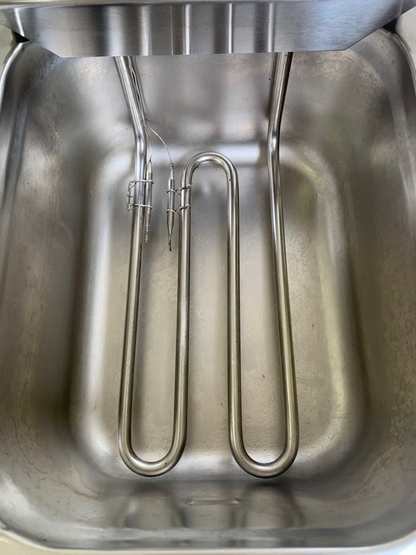 2020年製 tanico 業務用 電気フライヤー 卓上タイプ TCFL-8B