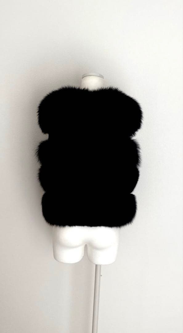 新品未使用　zoeeフォックスファーベスト(ビックスキン)