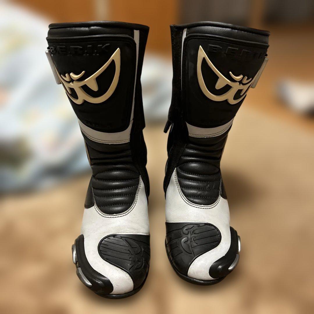ベリック レーシングブーツ