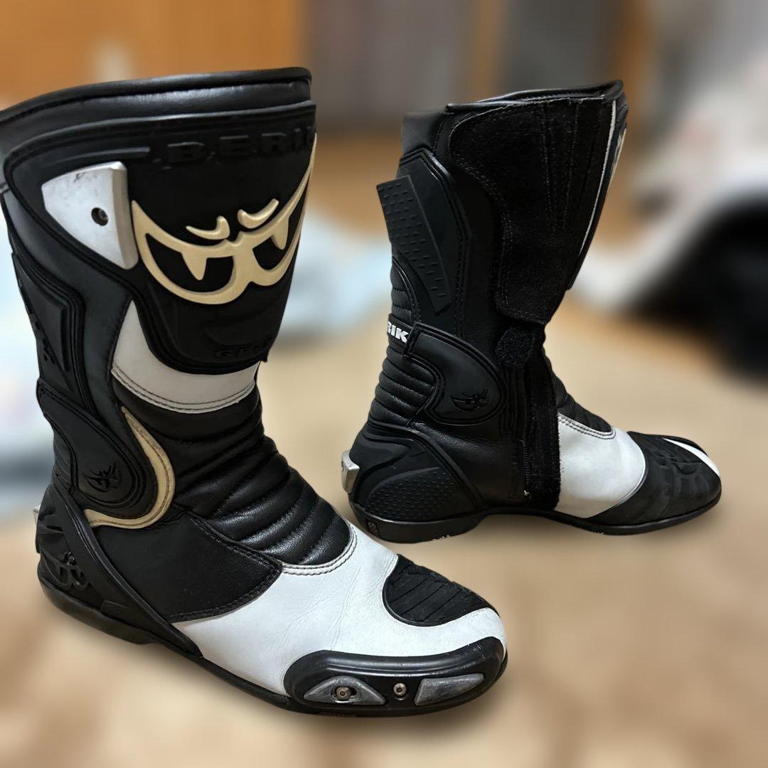 ベリック レーシングブーツ