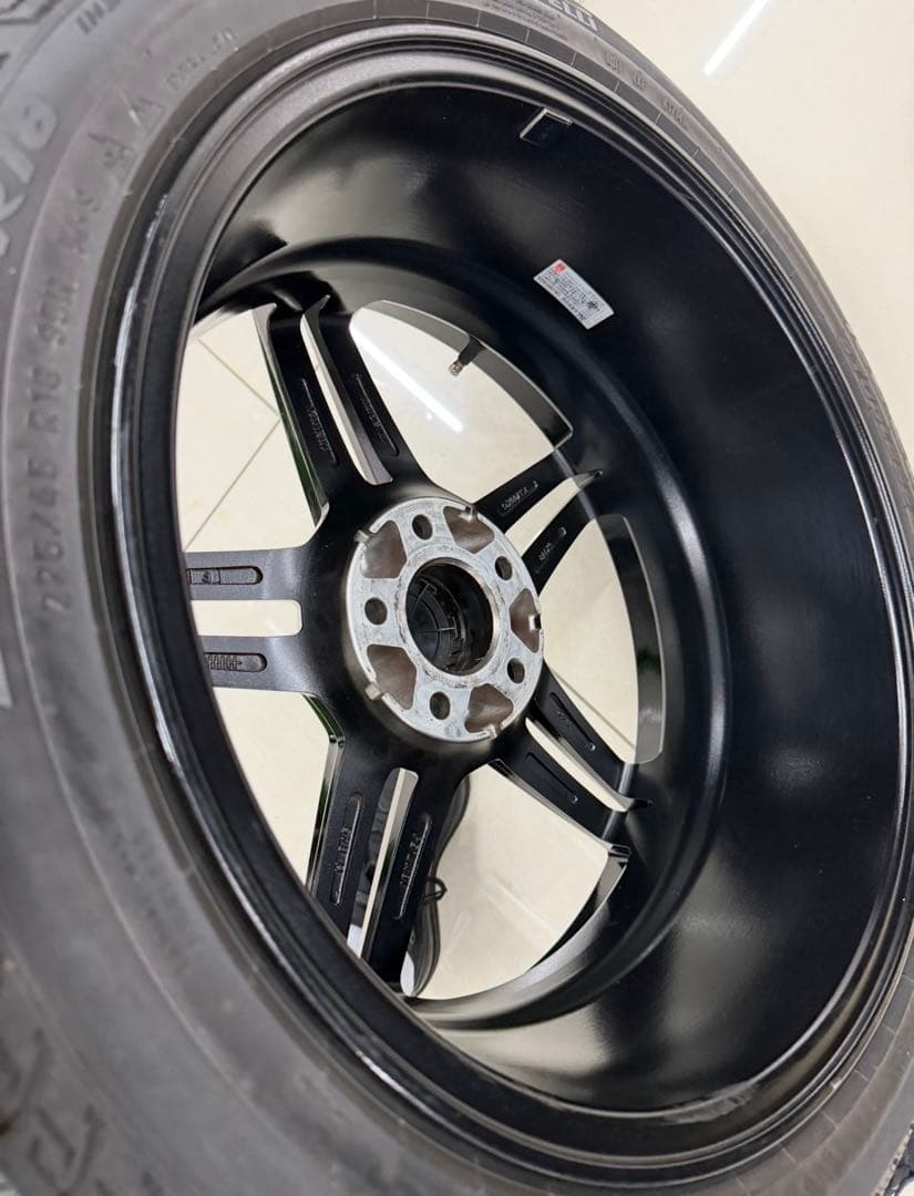 メルセデス・ベンツ 18インチ ホイールセット