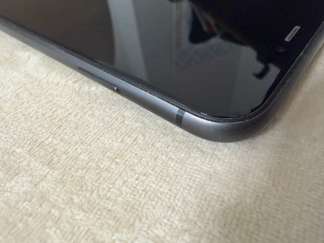 【美品】Apple iPhone 11 128GB ブラック