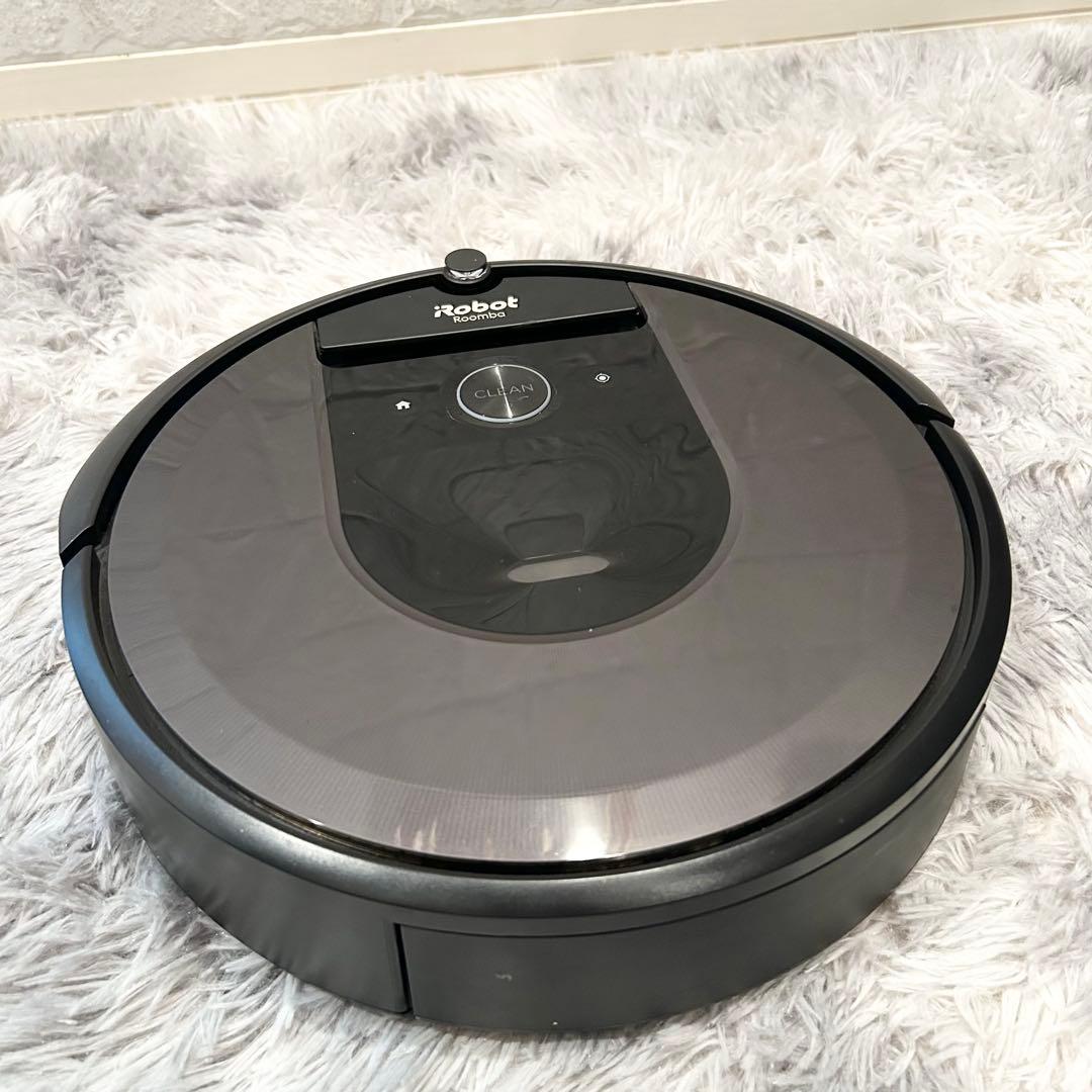 【人気モデル】 iRobot Roomba i7+ ルンバ 自動ゴミ収集機付き