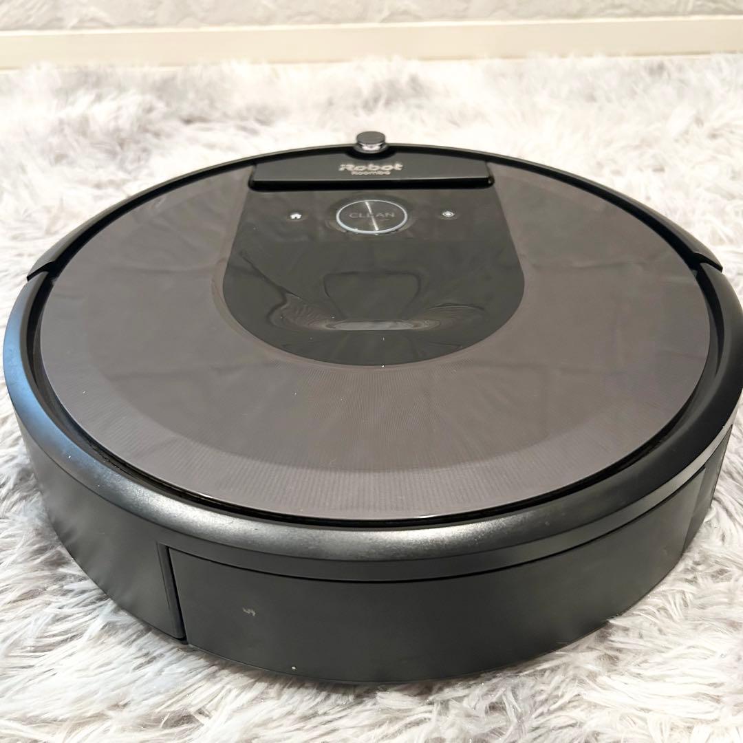 【人気モデル】 iRobot Roomba i7+ ルンバ 自動ゴミ収集機付き