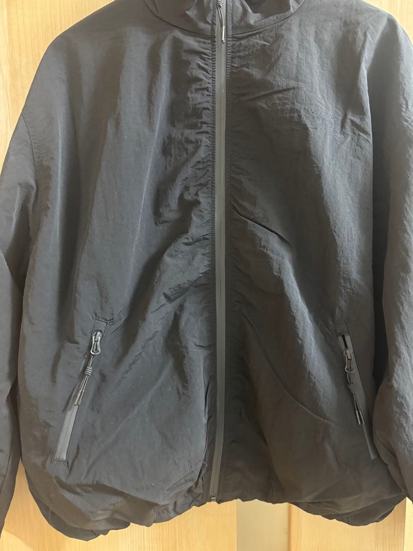 新品未着用　todayful風アウター　軽くて羽織りやすいブラックのアウター