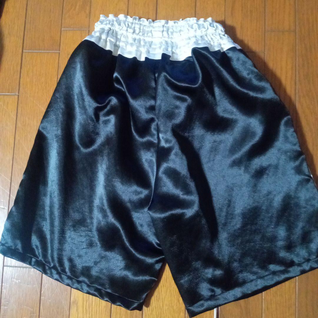 ウィニング　ボクシングトランクス　黒白