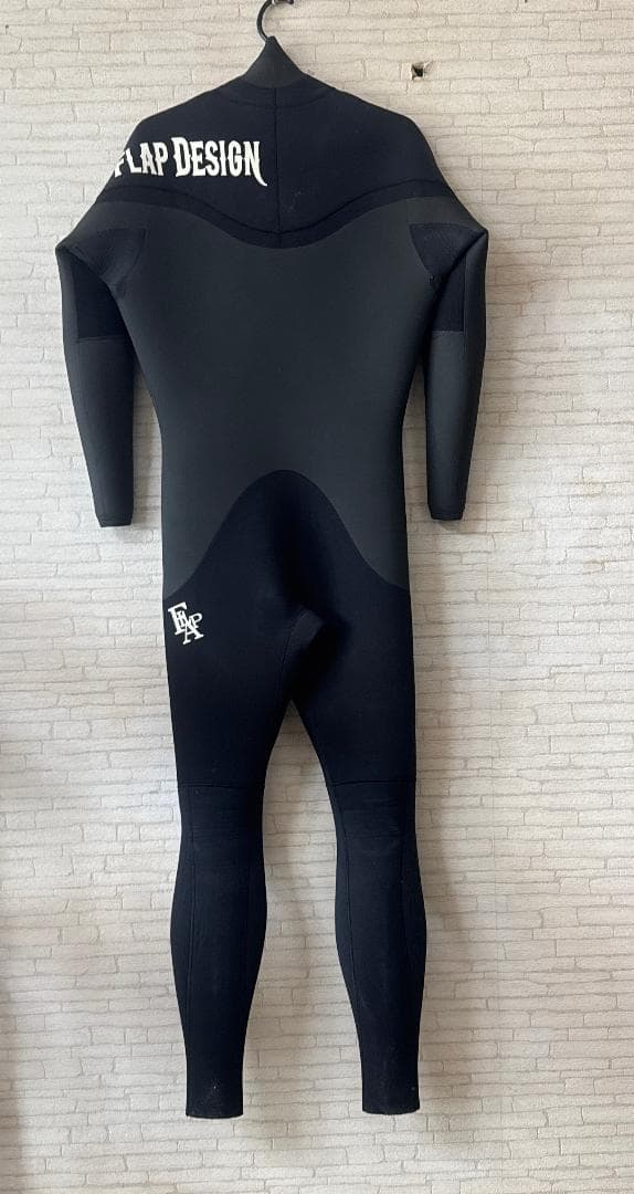 FLAPセミドライドライスーツ5×3mm