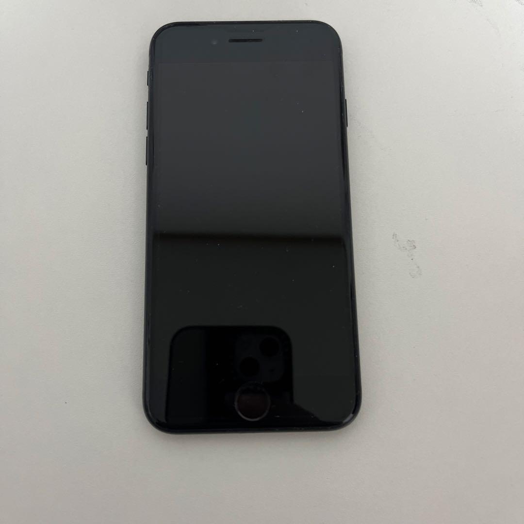 【早い者勝ち】iPhone SE 第3世代64GB SIMフリー