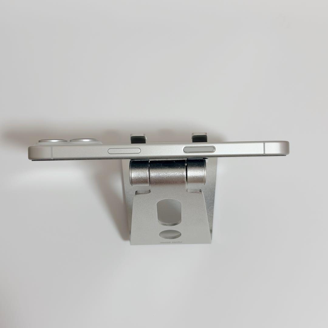 【超美品】 iphone16 ホワイト128GB SIMフリー 【早い者勝ち】