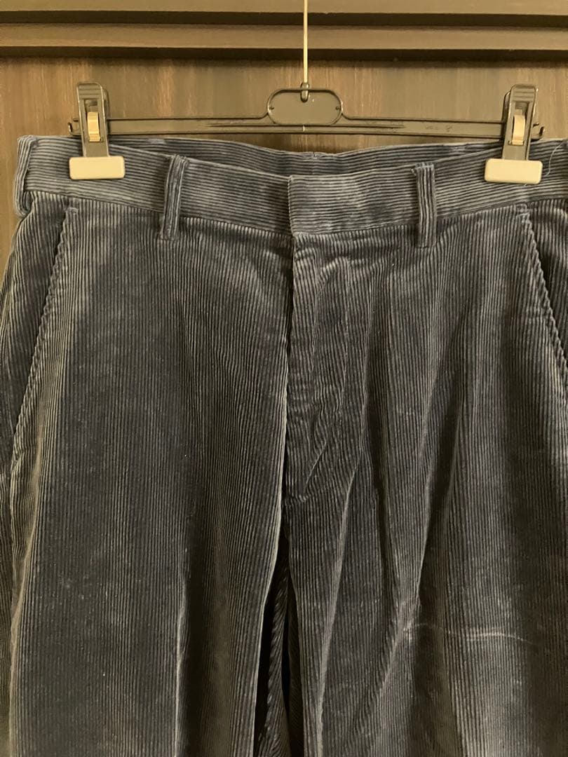 オーラリー　ネイビー コーデュロイ パンツ