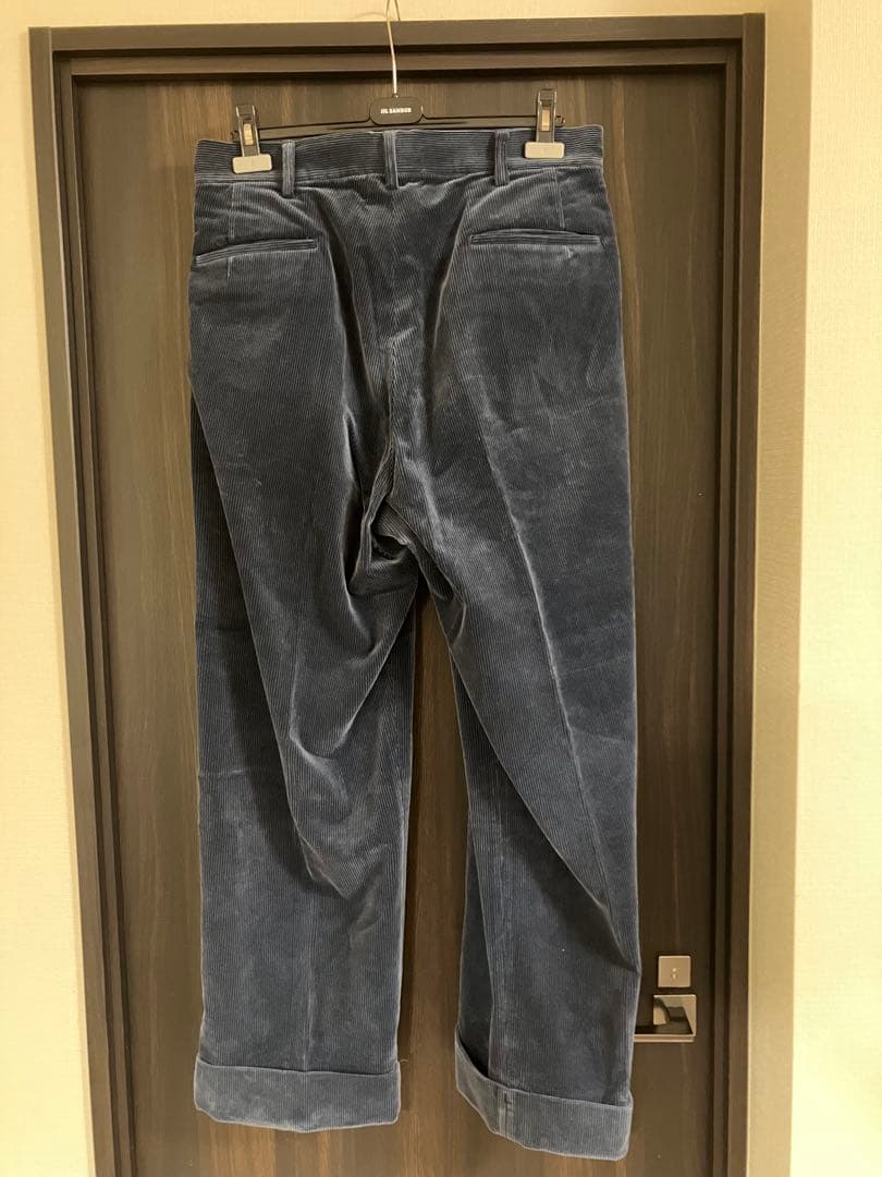 オーラリー　ネイビー コーデュロイ パンツ