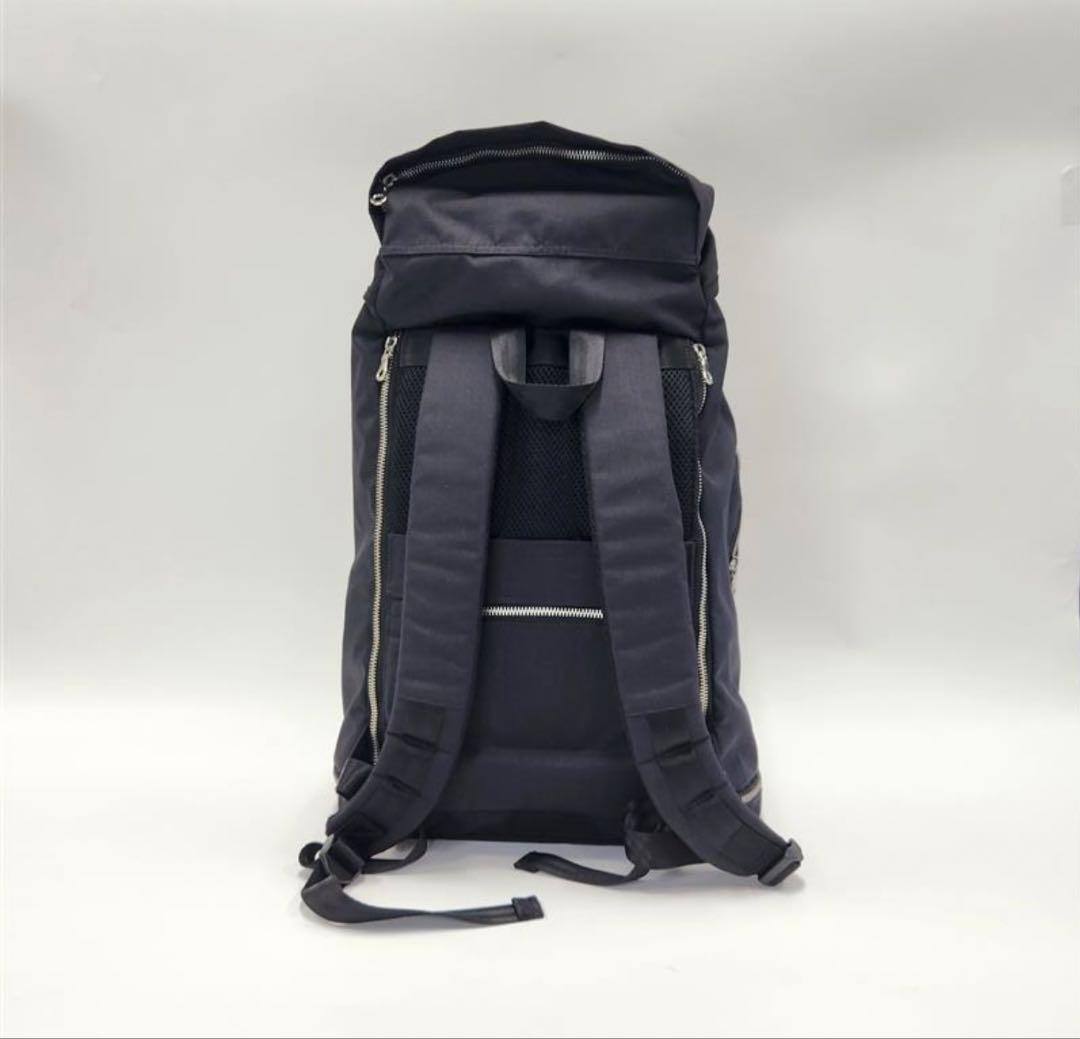 FADEN 「013_Reznor_Parallel」