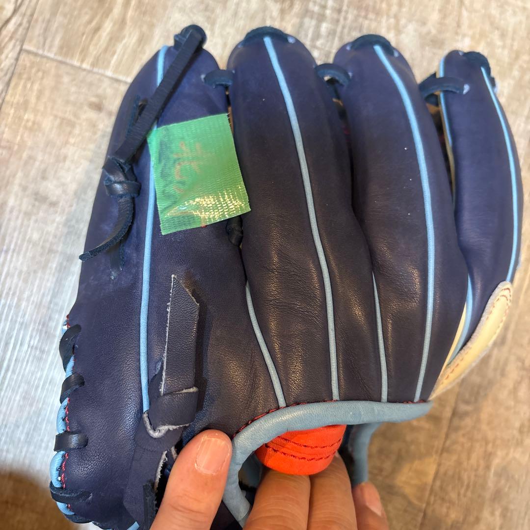 DICE. 硬式野球グローブ ネイビー/ベージュ