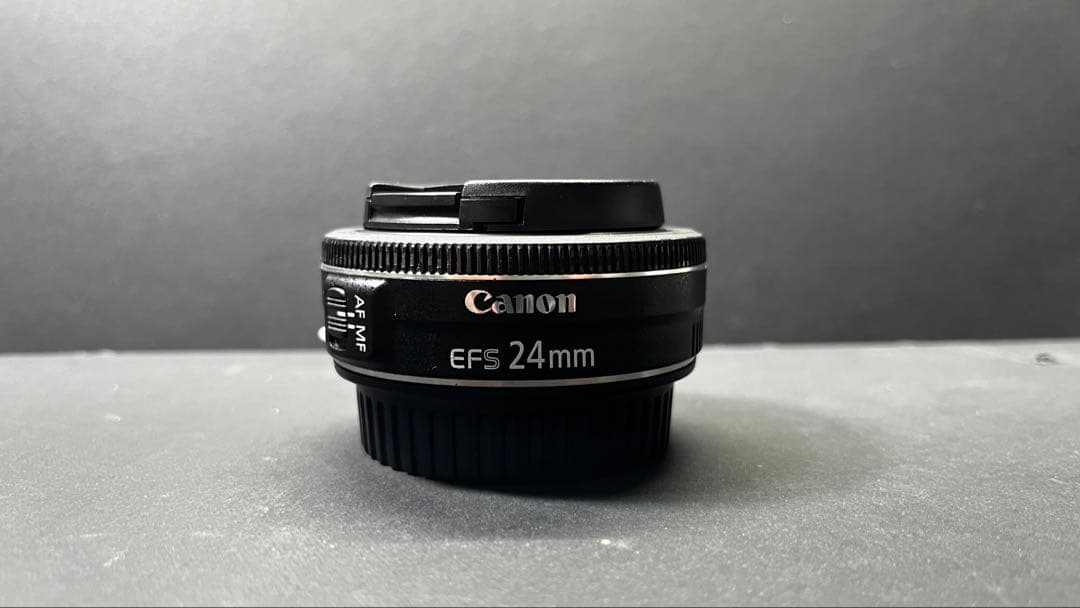 Canon EF-S 24mm f/2.8 STM レンズ