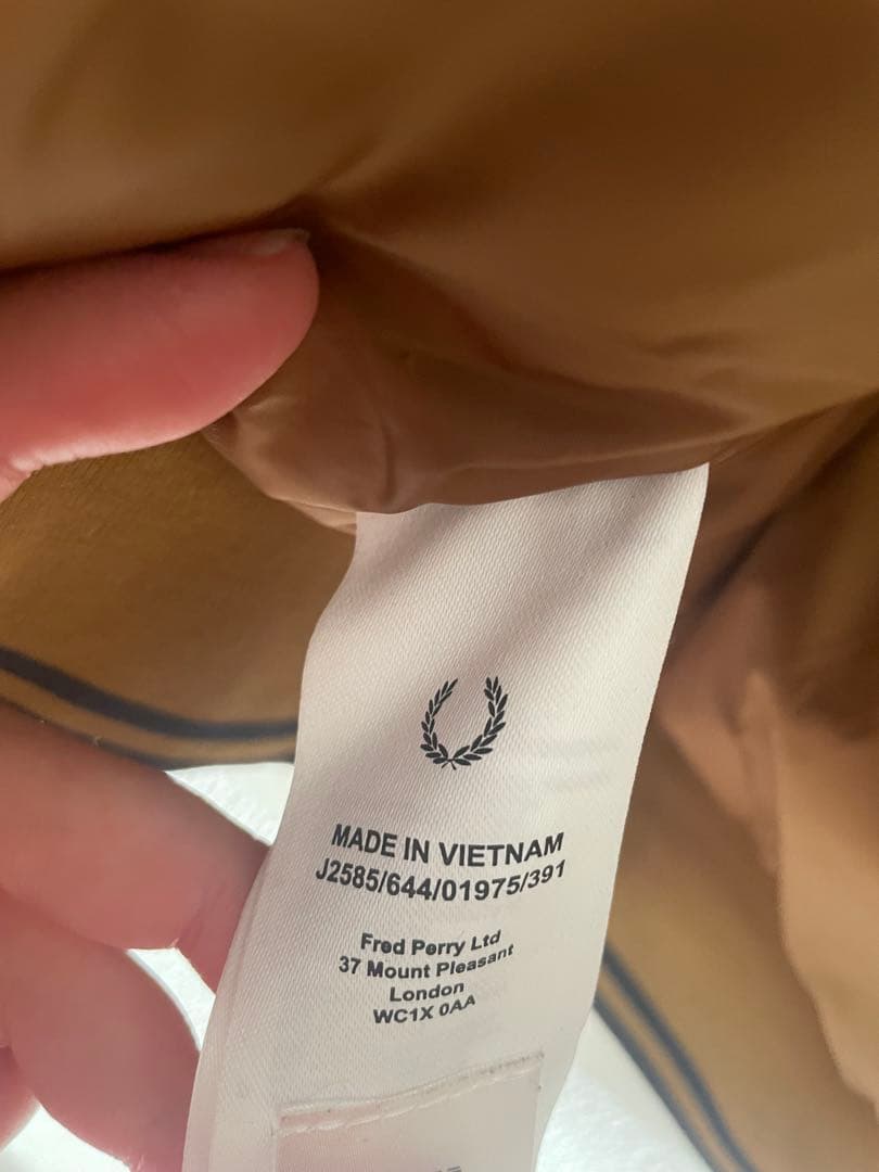 Fred Perry フード付きブラウンジャケット