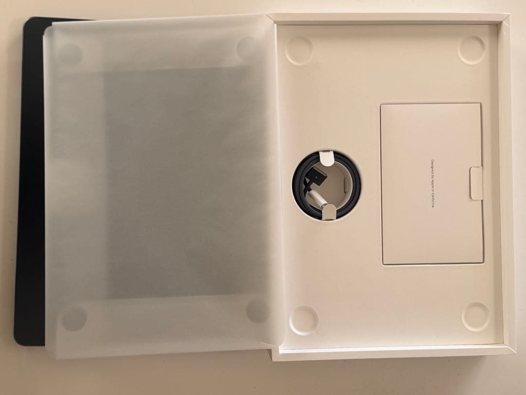 MacBook Air M3 2024 13インチ 256GB