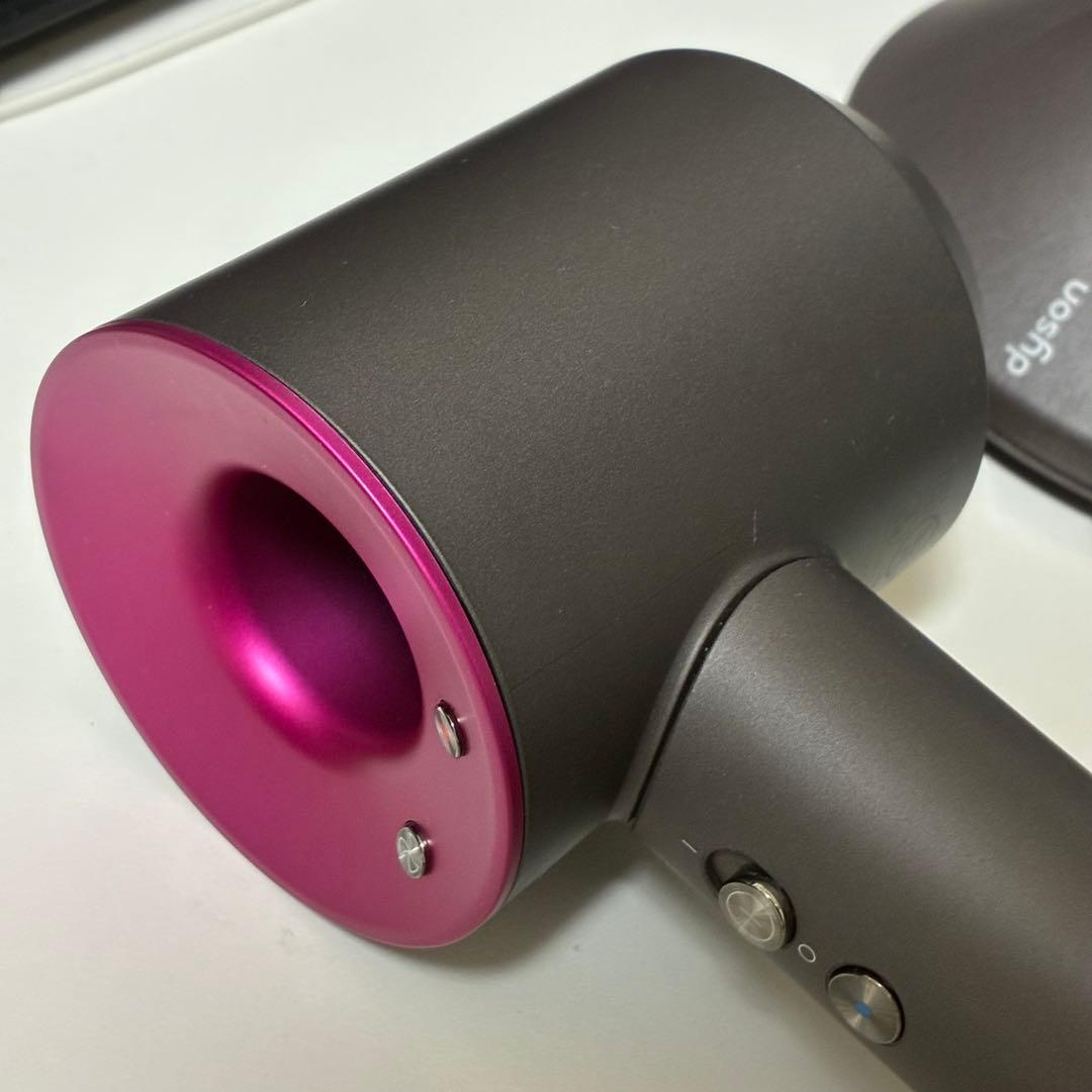 利用少・美品 Dyson HD01 ドライヤー ピンク