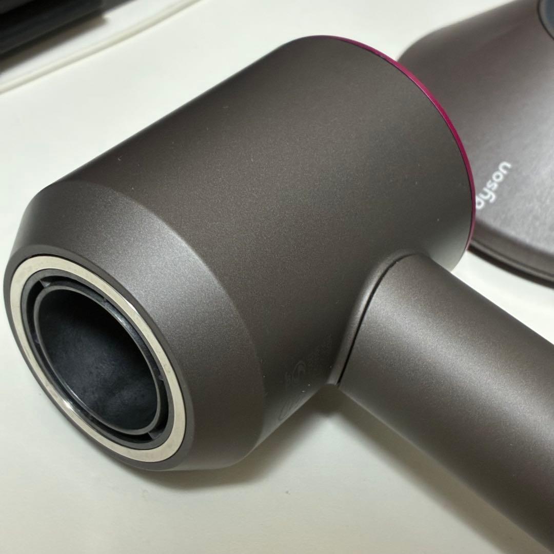 利用少・美品 Dyson HD01 ドライヤー ピンク