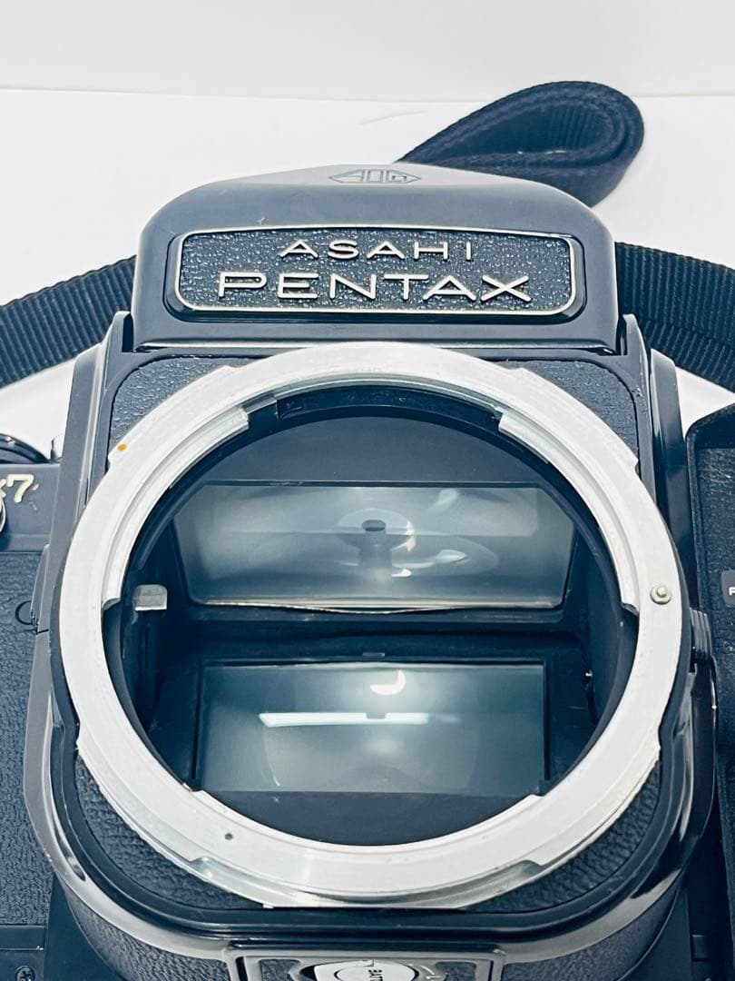 【完動品】ASAHI PENTAX 6×7 木製グリップ　ストラップ付き