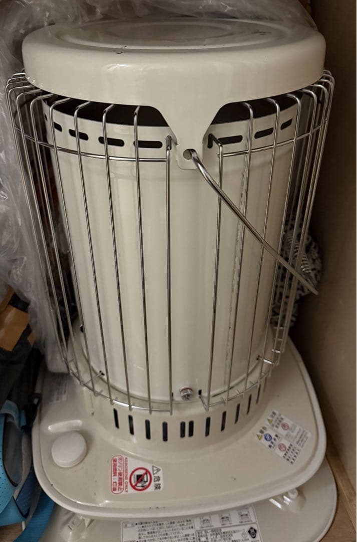 徳島23年式コロナ対流型石油ストーブ木造17畳コンクリート23畳までタンク一体式