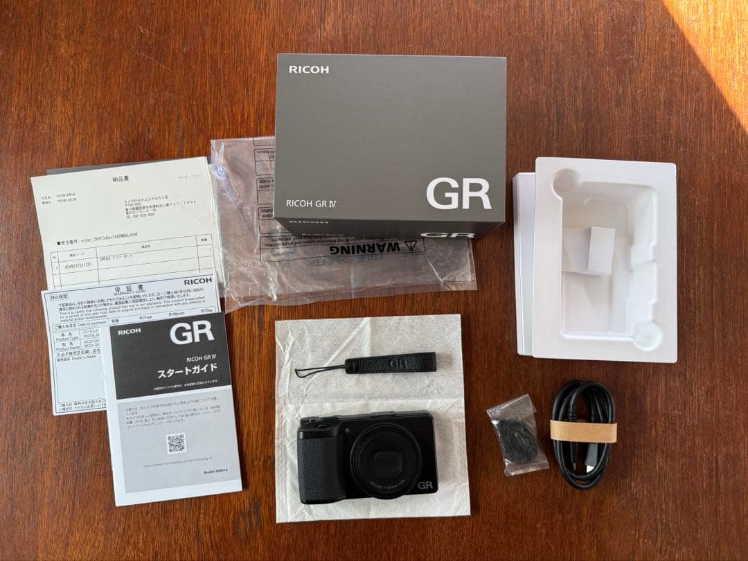 ショット数483 オマケ付き極美品　RICOH GRIV APS-C GR4