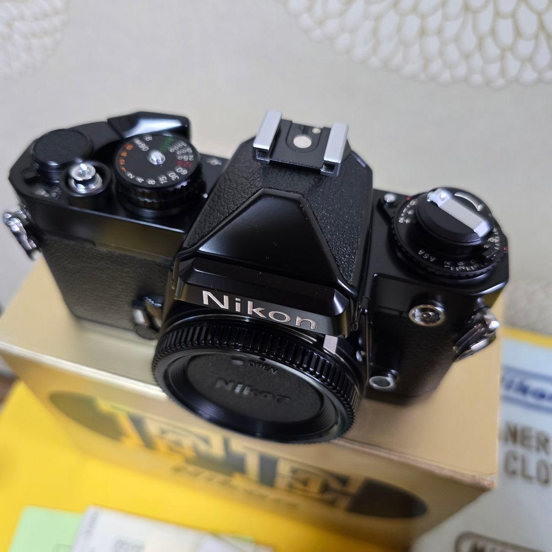 Nikon FE ブラック　箱、説明書付き　美品