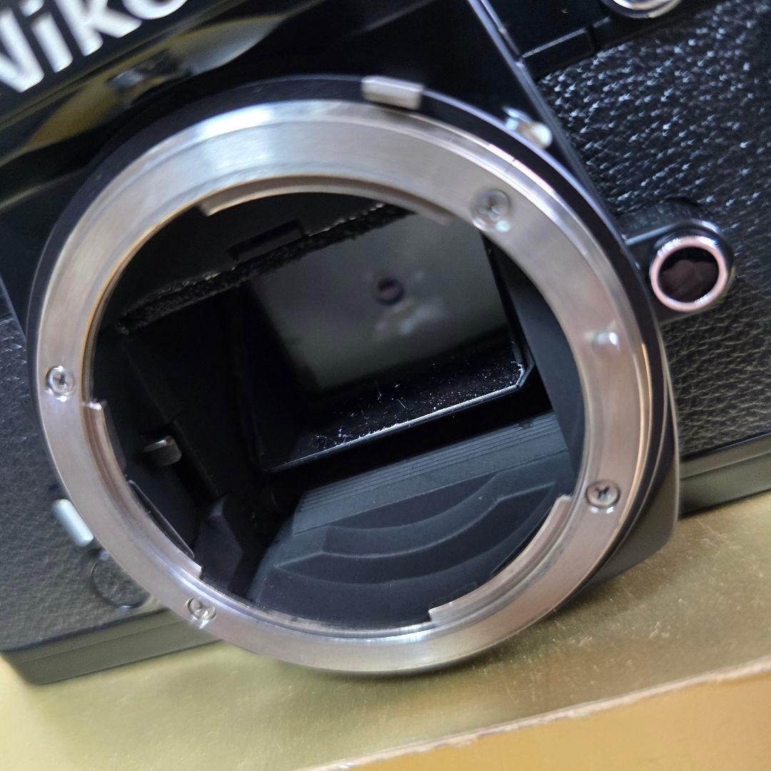 Nikon FE ブラック　箱、説明書付き　美品