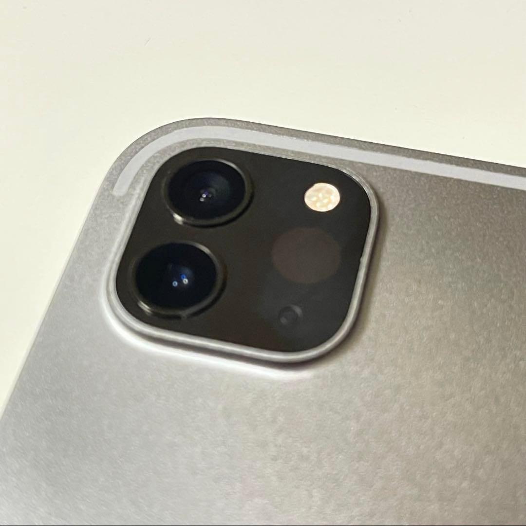 超美品 iPad Pro 256GB 第6世代 WiーFiモデル