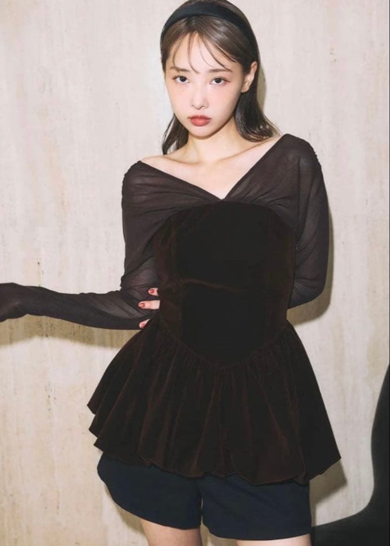 新品タグ付　poláura ベロアビスチェバルーントップス ブラウン