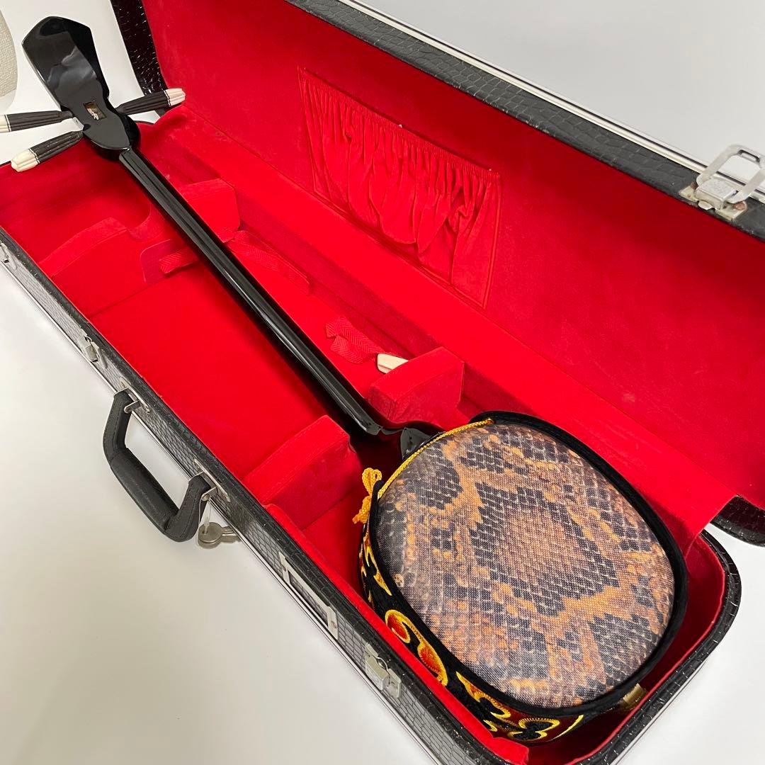 三線　沖縄三線　ハードケース付き　合皮　蛇柄　本体　三味線