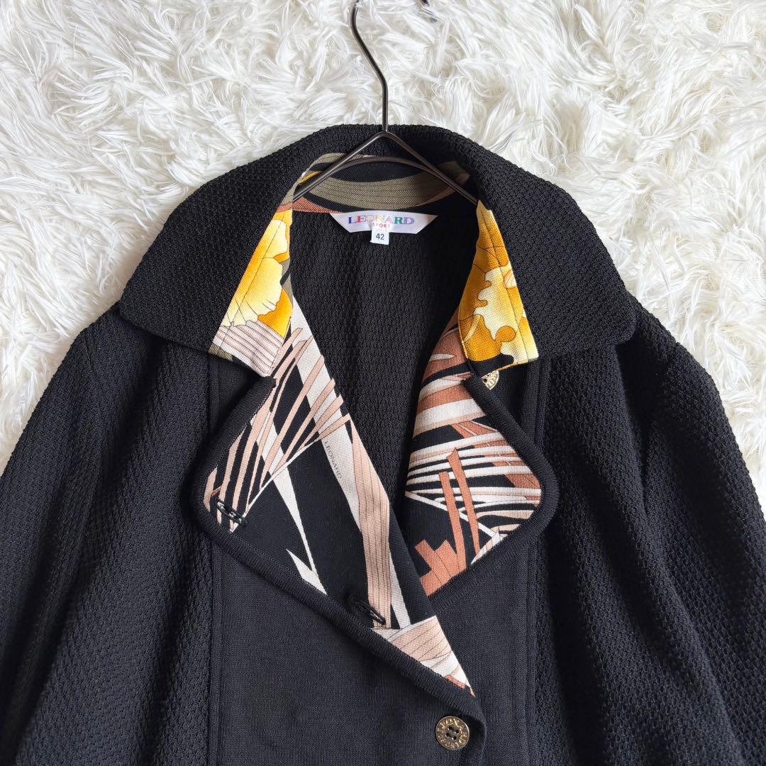 レオナール　テーラードジャケット　花柄　トリム　黒　42 大きいサイズ　金ボタン