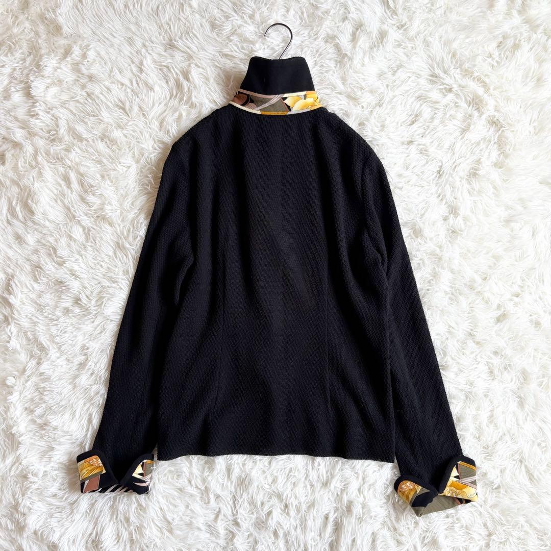 レオナール　テーラードジャケット　花柄　トリム　黒　42 大きいサイズ　金ボタン