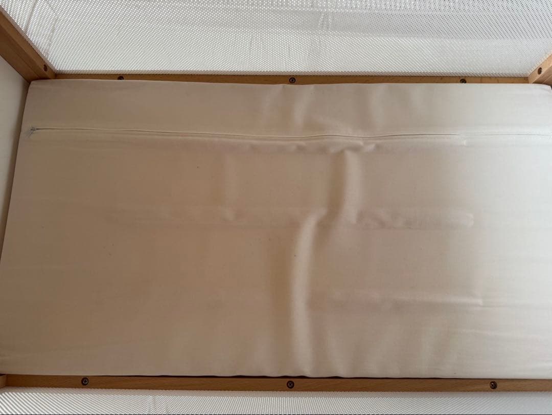 ベビーベッド　リリワゴン2 ホワイト