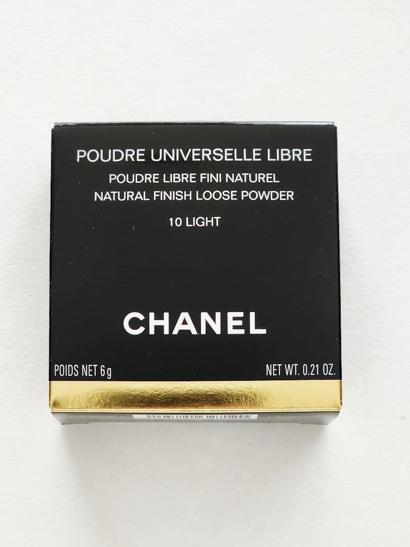 CHANEL プードゥル ユニヴェルセル リーブル オン ザ ゴー　10 ライト