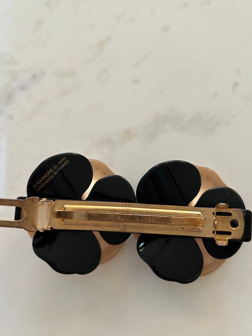 アレクサンドルドゥパリ　双子　カメリア　バレッタ　美品