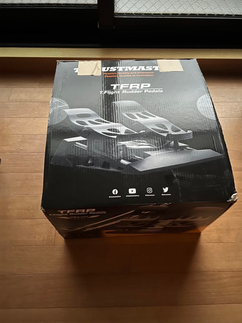 美品 スラストマスター TCA Captain Pack Airbusペダル付き