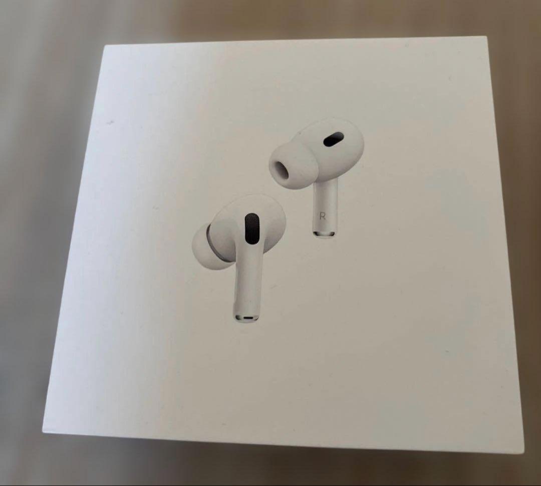 AirPods Pro 2 本体　新品　アップル　iPhone おまけ付