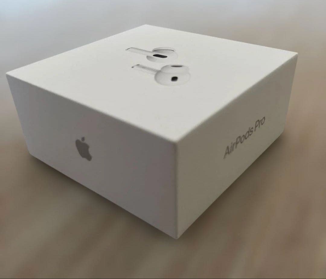 AirPods Pro 2 本体　新品　アップル　iPhone おまけ付