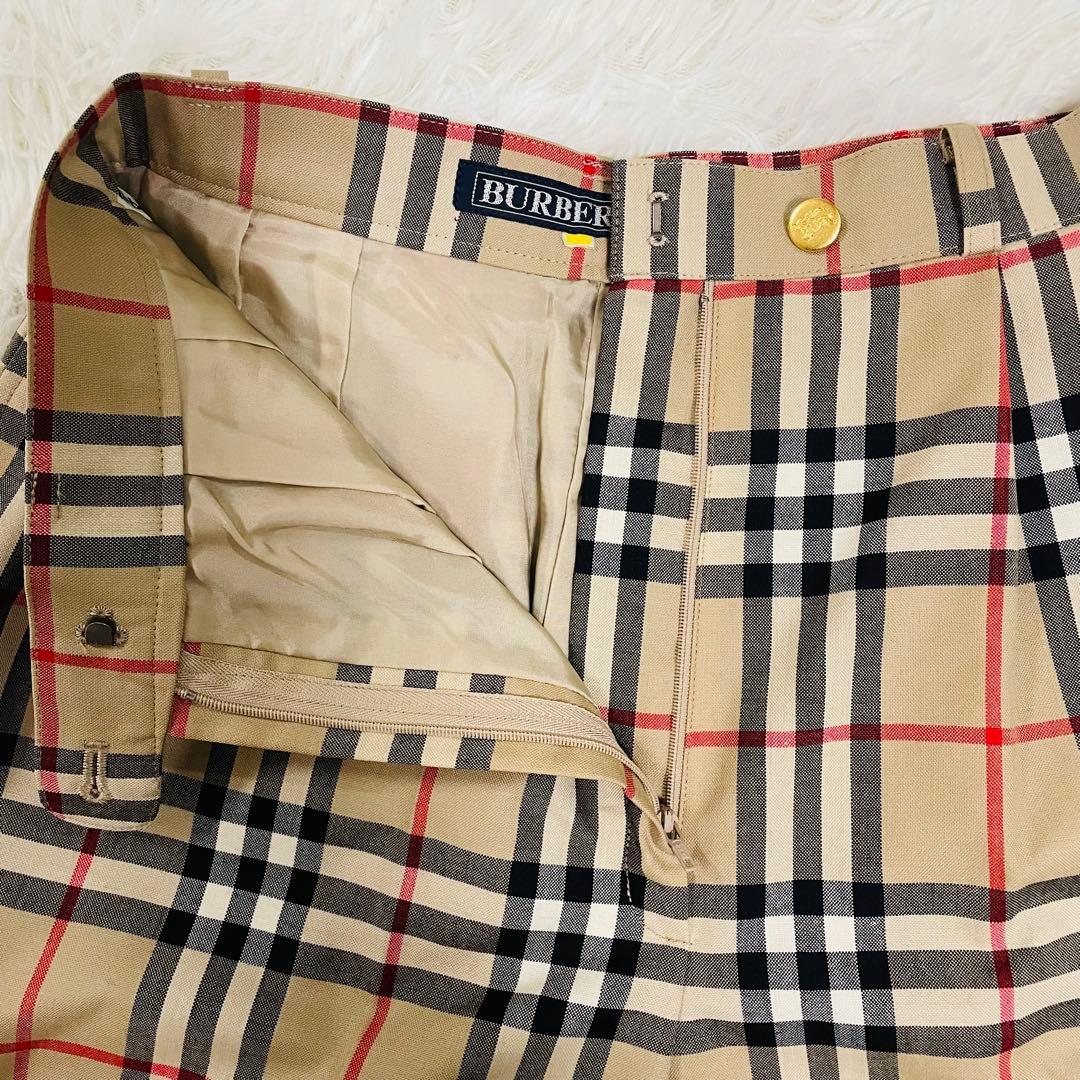 Burberrys　ショートパンツ　ノバチェック　ロゴ刻印ボタン
