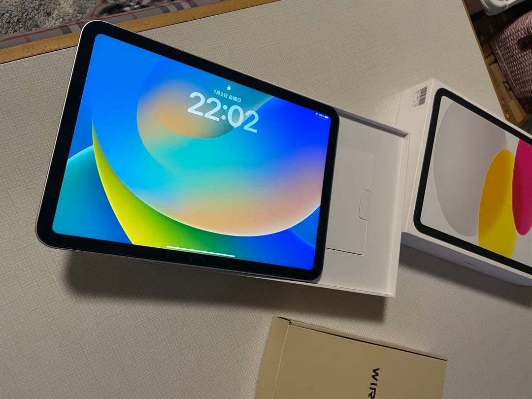 iPad 10.9インチ10世代　付属品　 ワイヤレスキーボード付き